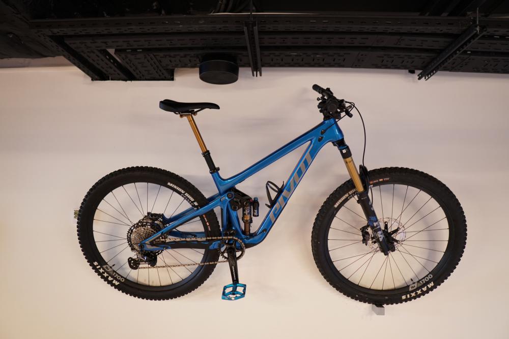 TEST Pivot Switchblade PRO XT/XTR 2023 8 TEST Pivot Switchblade PRO XT/XTR 2023 - Slika 8